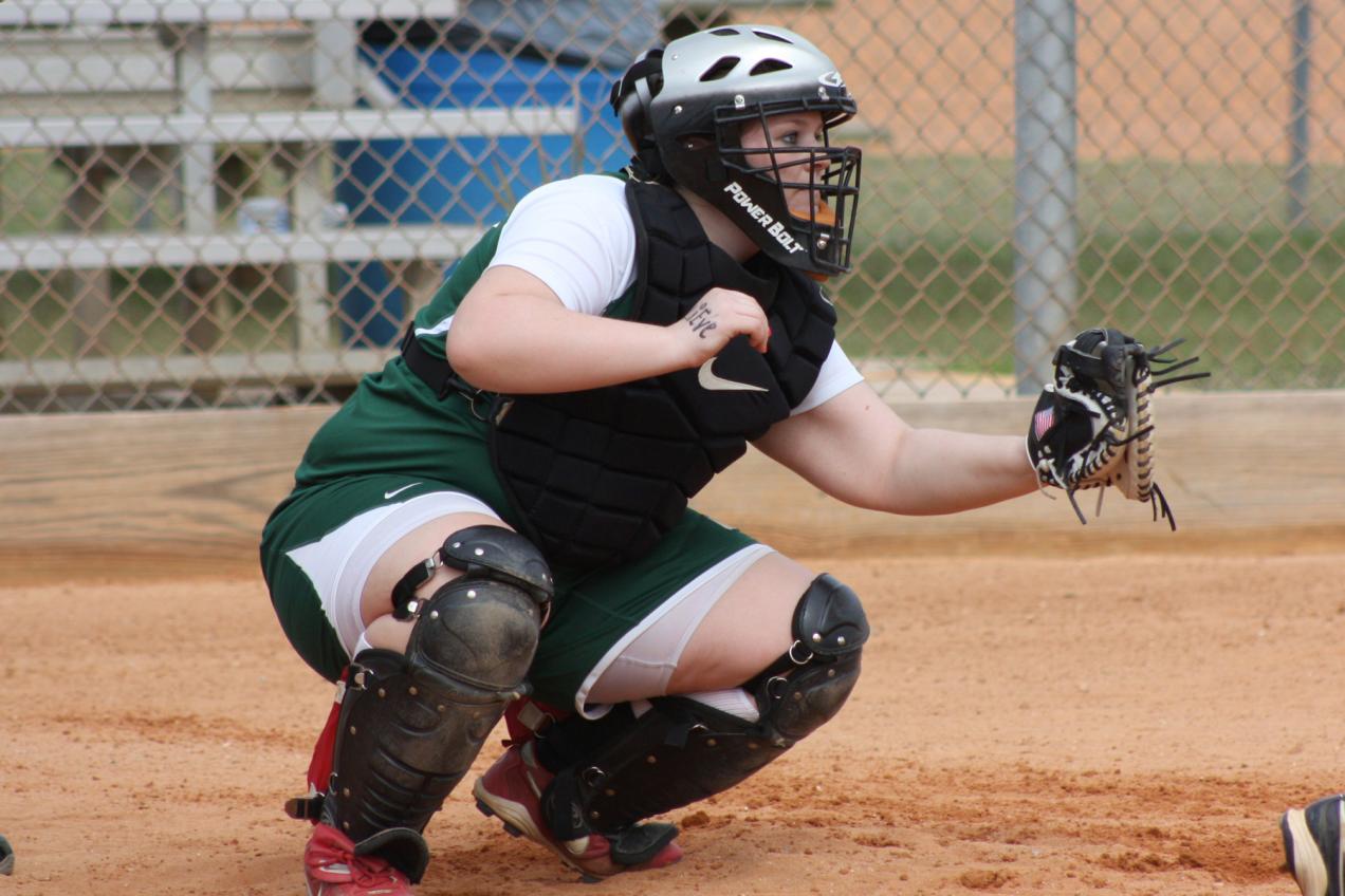 Fitchburg State Splits With Curry