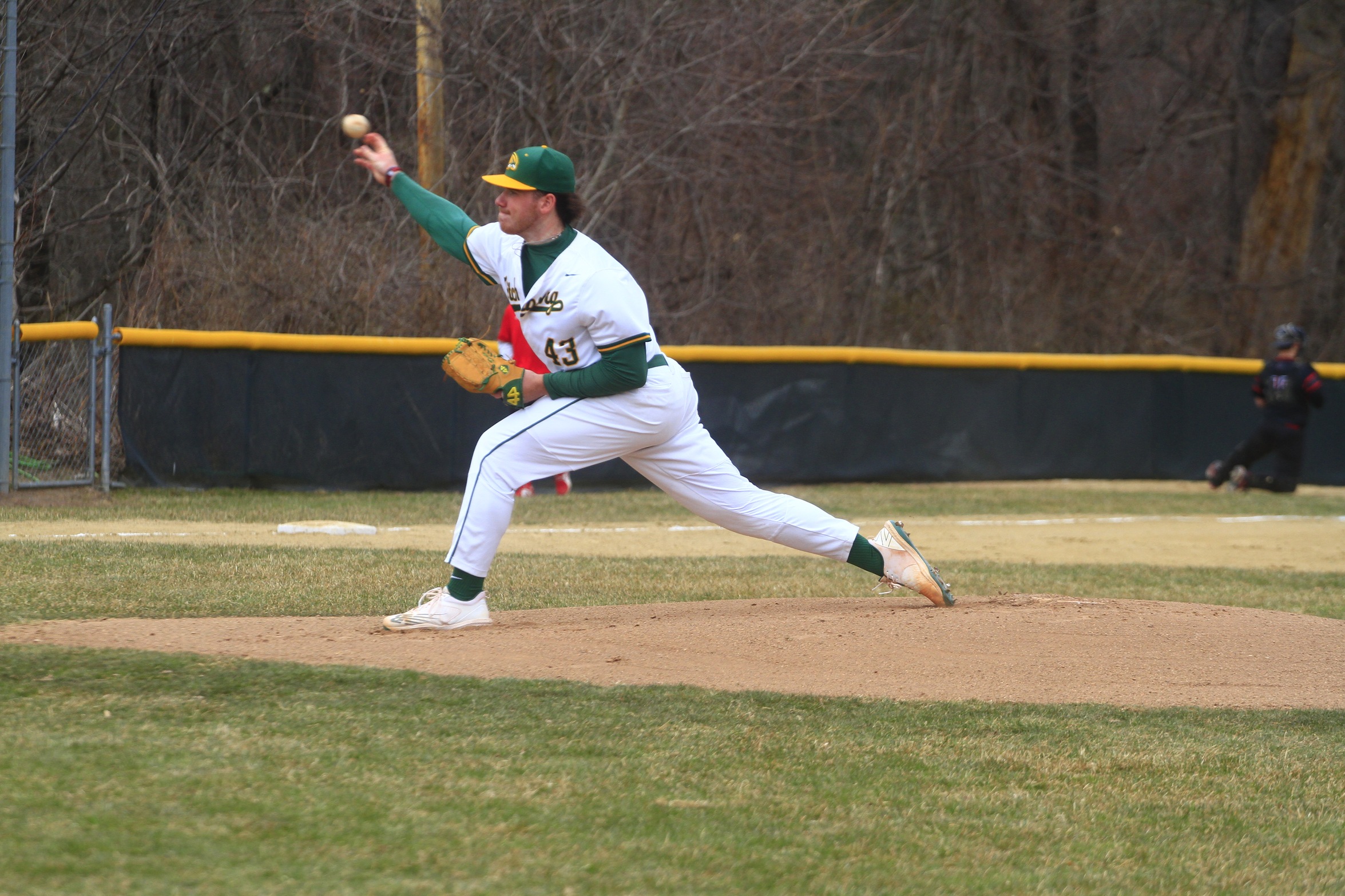 Baseball Rallies Back to Take Down Delaware Valley