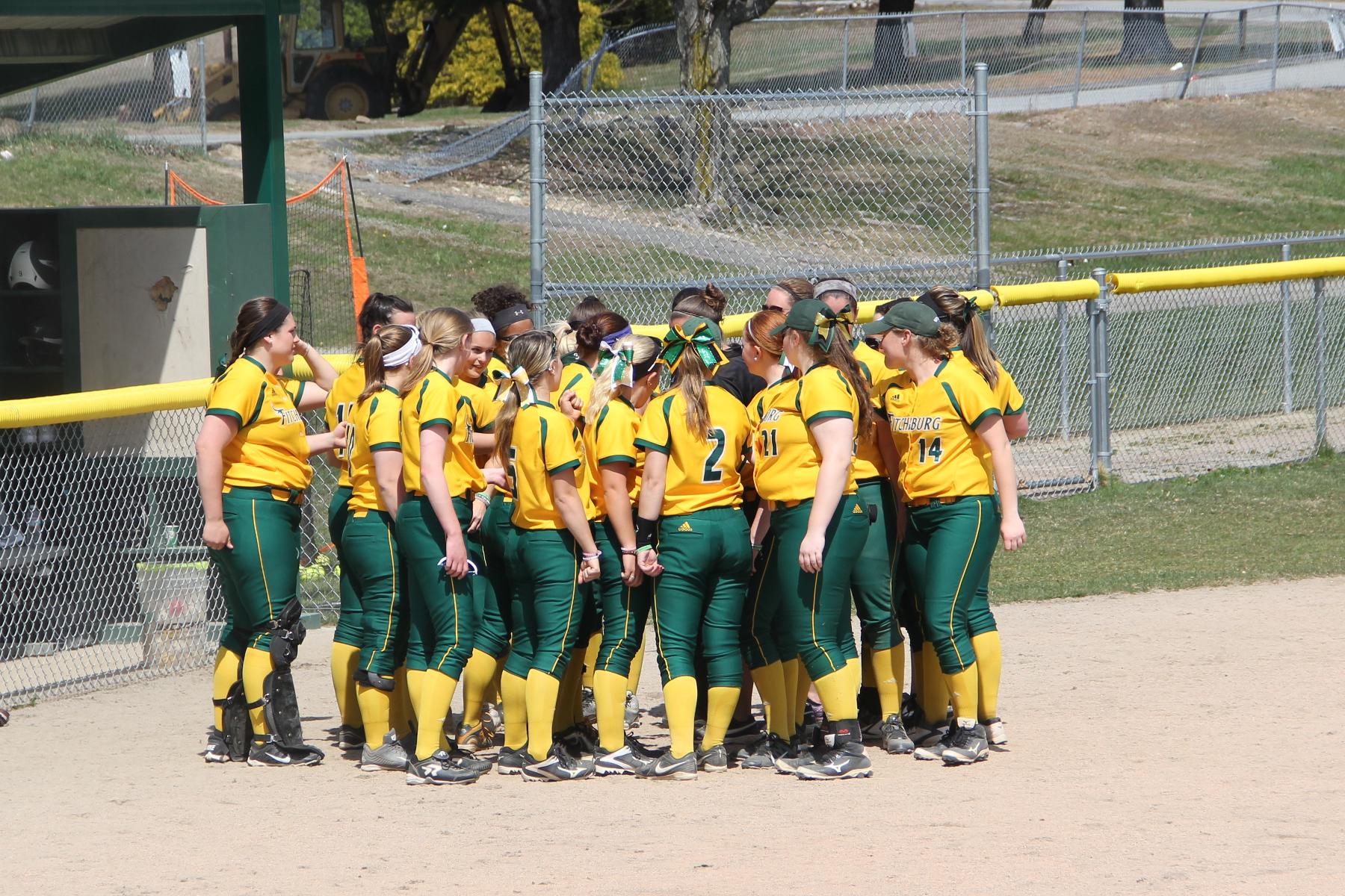 Falcons To Host 2016 Fall Softball Clinic