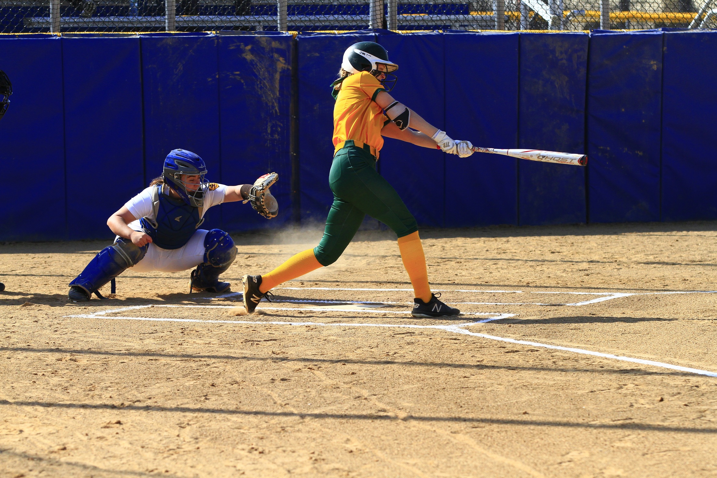 Falcons Drop Pair Of MASCAC Contests To Owls