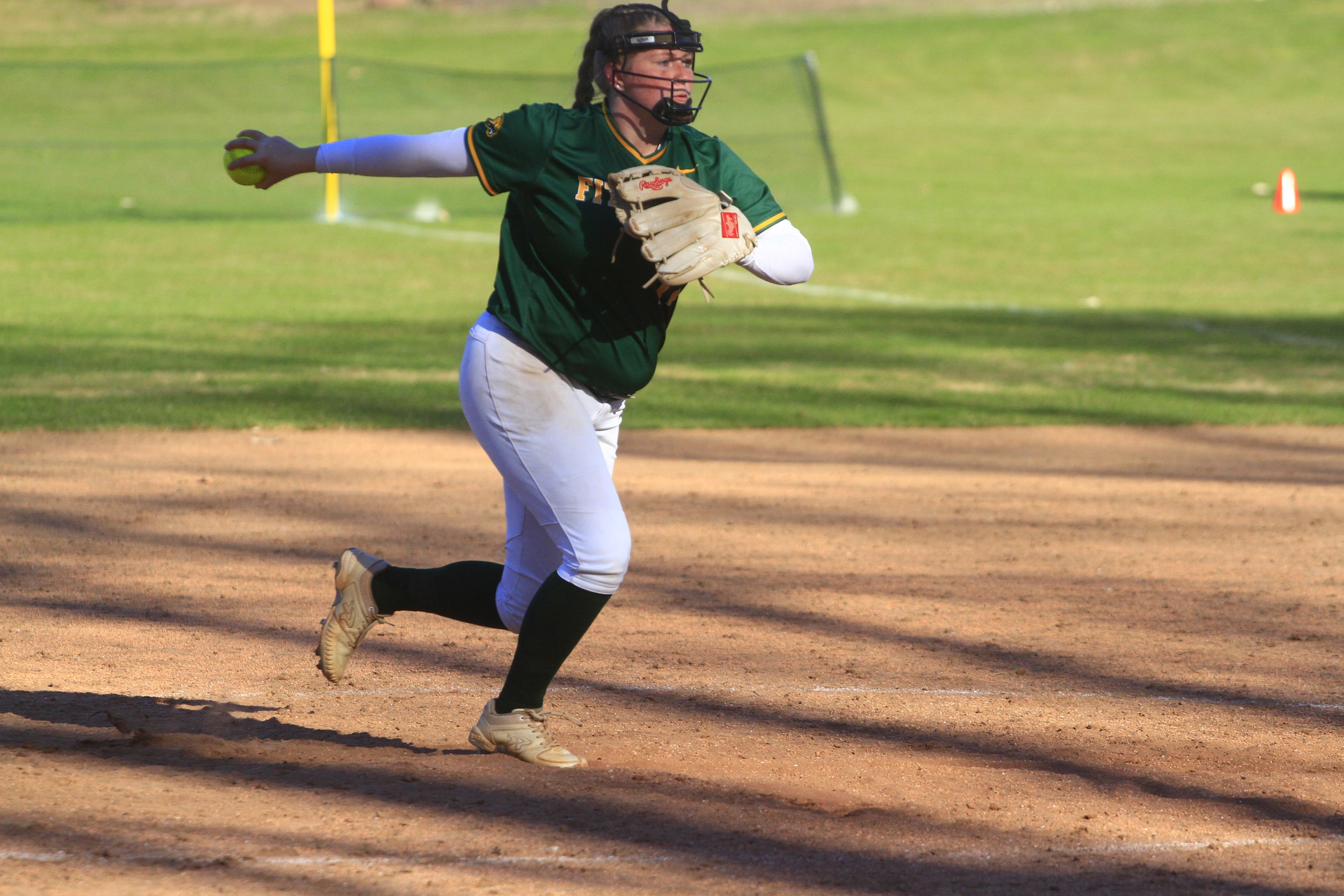Falcons Drop Twin Bill To Lasers In Non-Conference Action