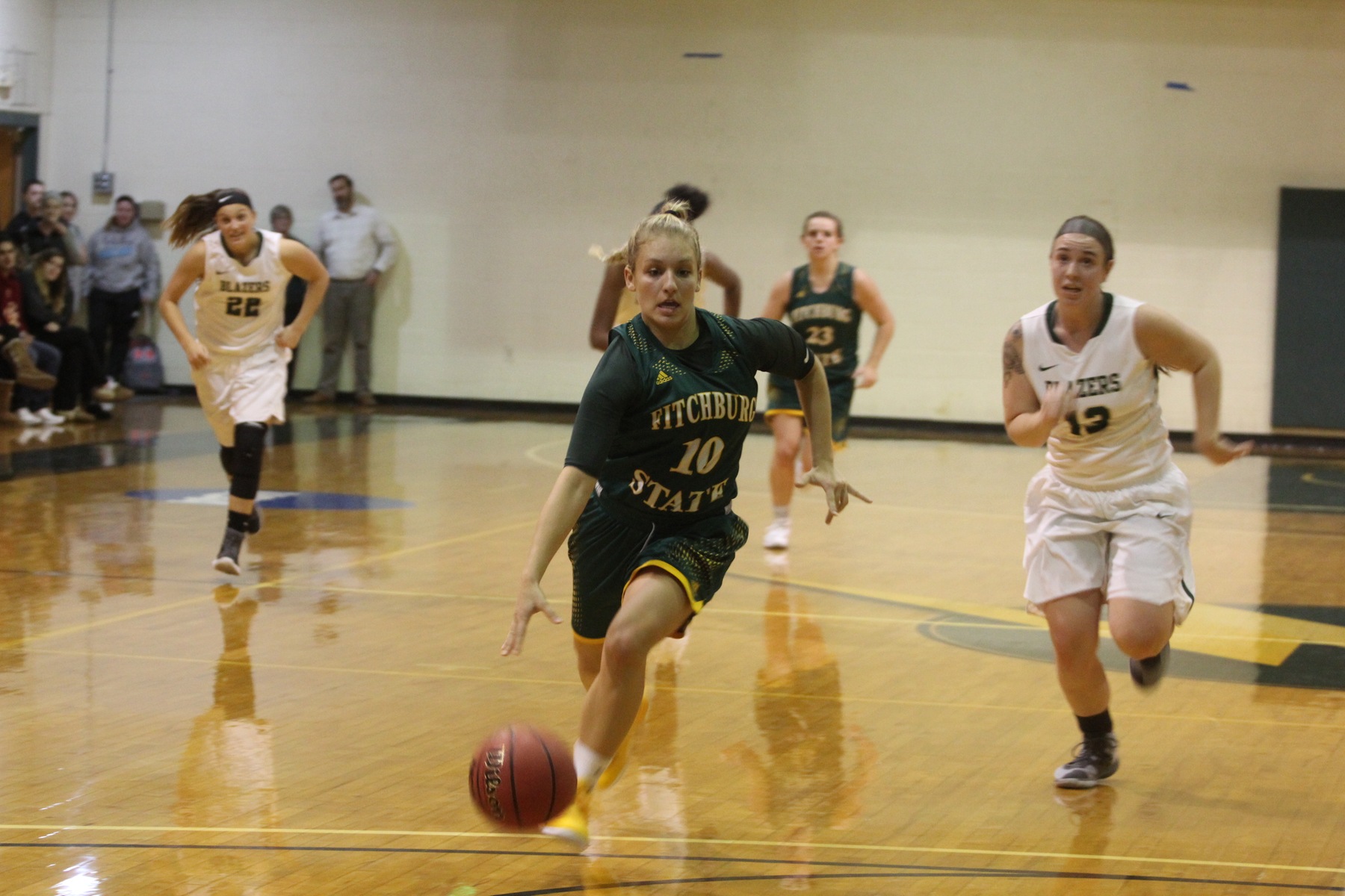 Falcons Hold Off Blazers, 86-77
