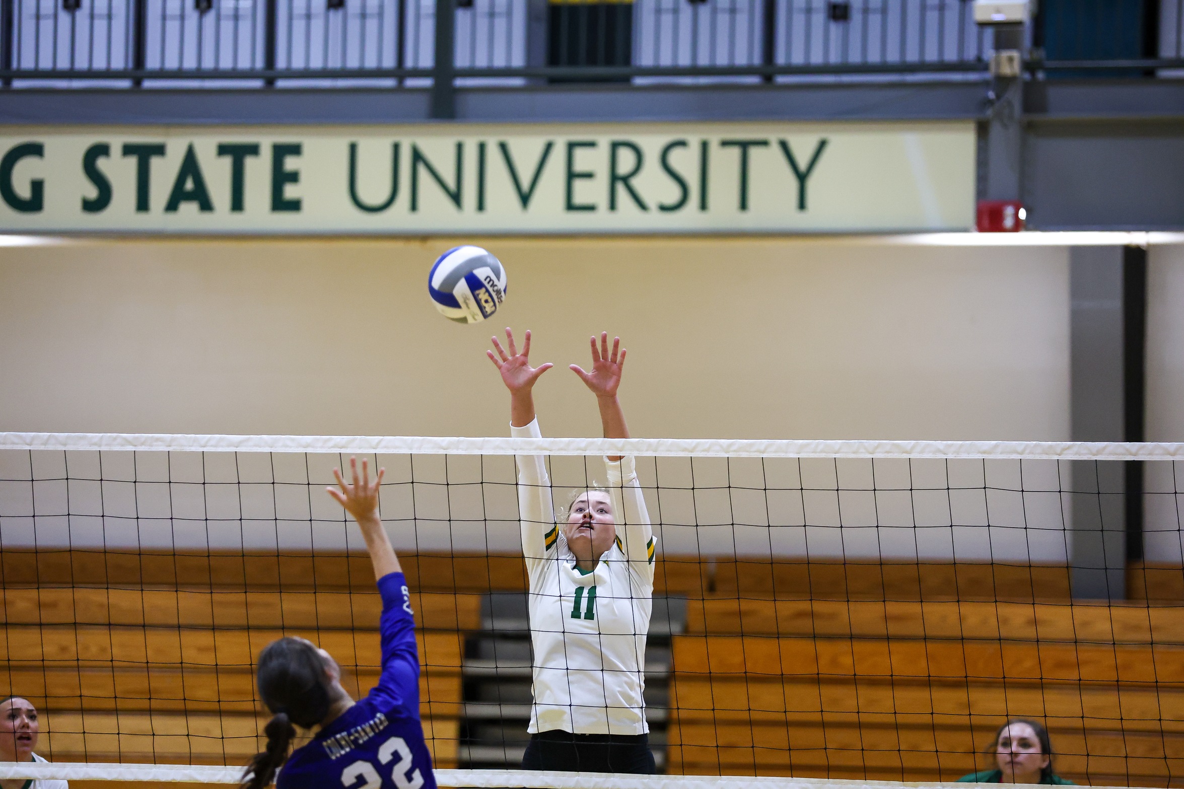 Women's Volleyball Drops Pair Of Non-Conference Tilts