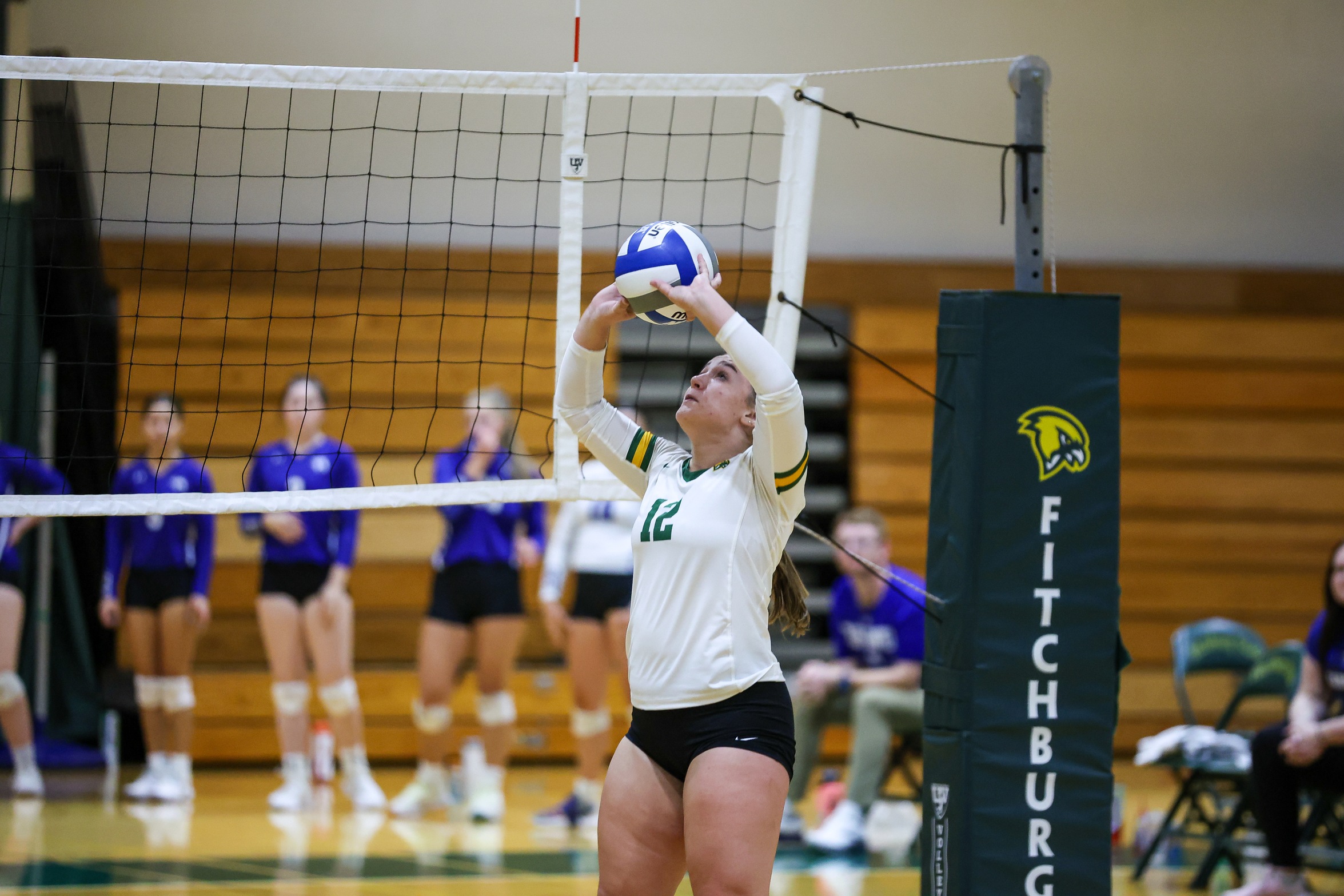 Women's Volleyball Drops Pair To Gordon And Elms